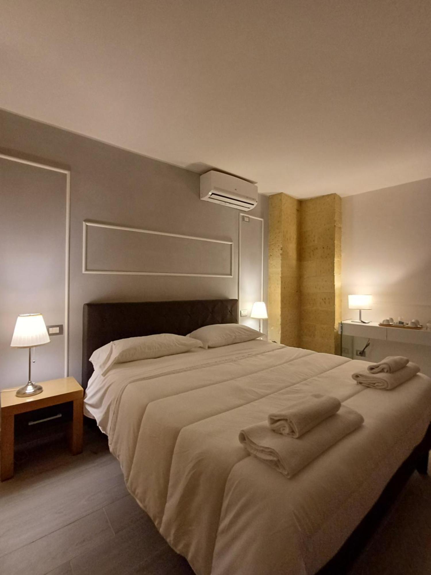 Bed & Breakfast Idomeneo 63 Lecce Exteriér fotografie